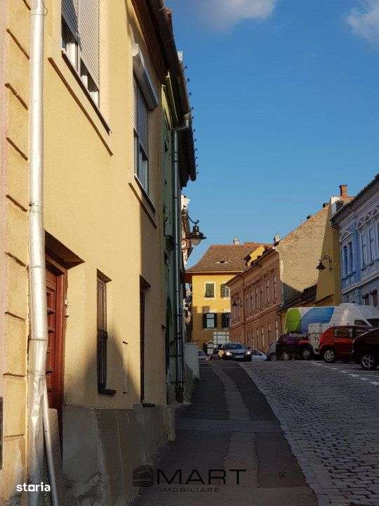 apartament 3 camere zona Centrul Istoric Sibiu - Imagine principală: 4/14