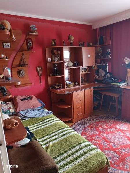 Apartament 4 camere - Imagine principală: 4/8