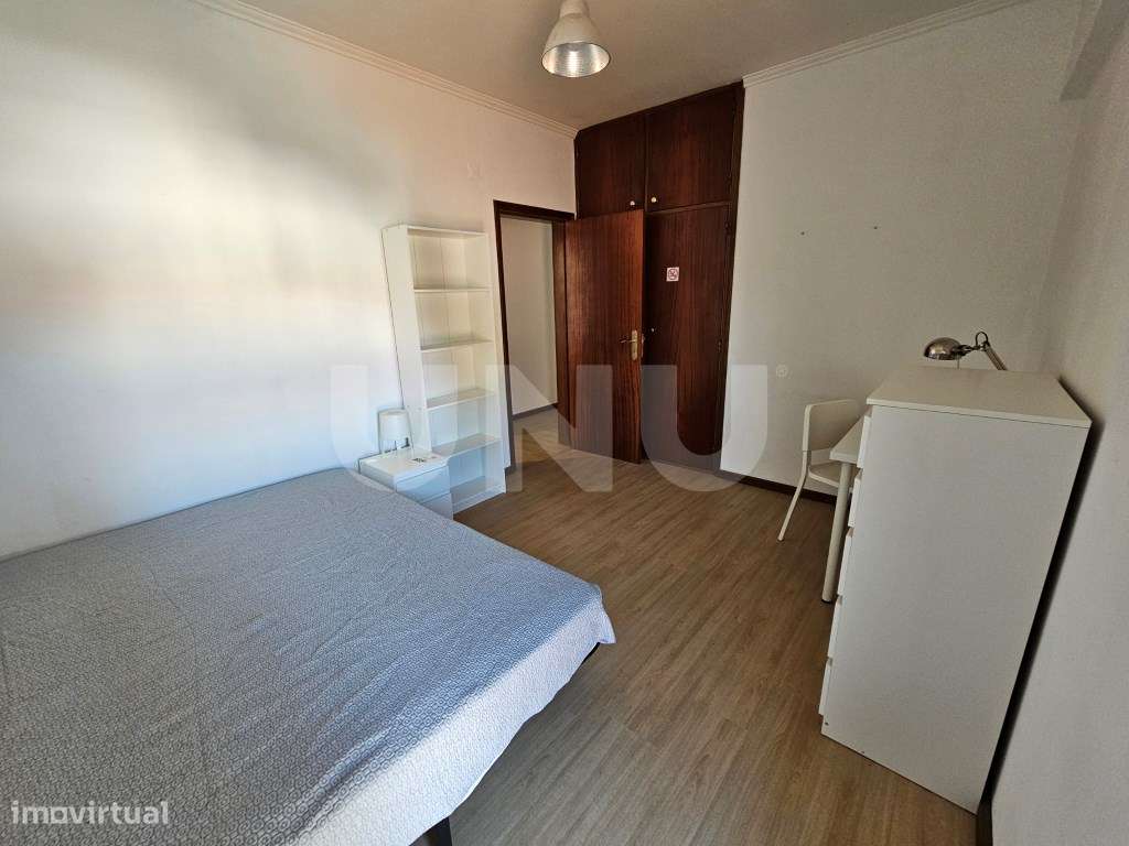 Apartamento T6 - Junto à ESE-23