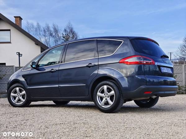 Ford S-Max 2.0 TDCi DPF Titanium - 38