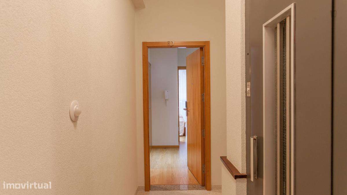 Apartamento com 1 quartos - localizado em Santo Ildefonso Porto - Grande imagem: 3/10