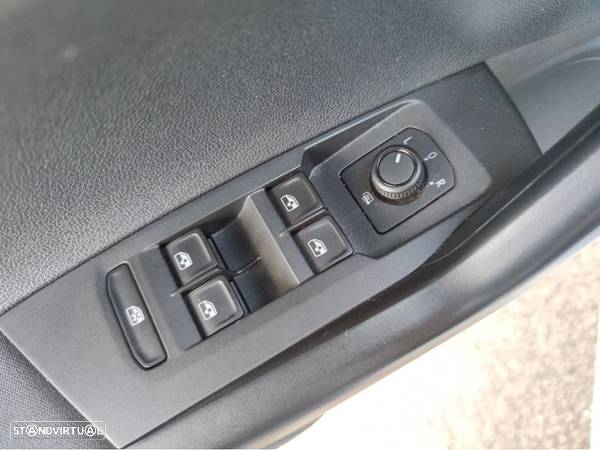 VW Polo 1.0 TSI Confortline - 24