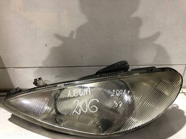 Lampa przód peugeot 206 2000 r - 2