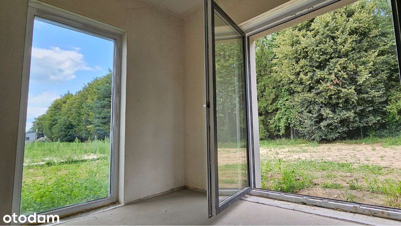 Asymetryczny blizniak z widokiem na las-15