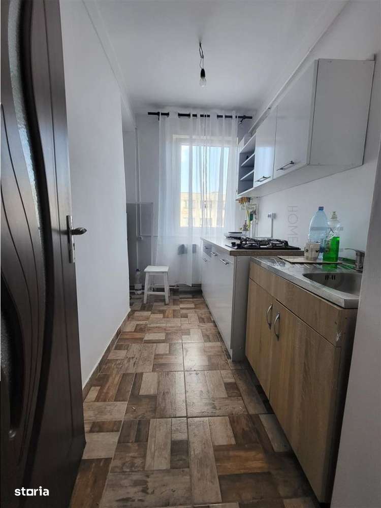 Apartament 2 Camere, Decomandat, etaj 3 din 4, Sud-2