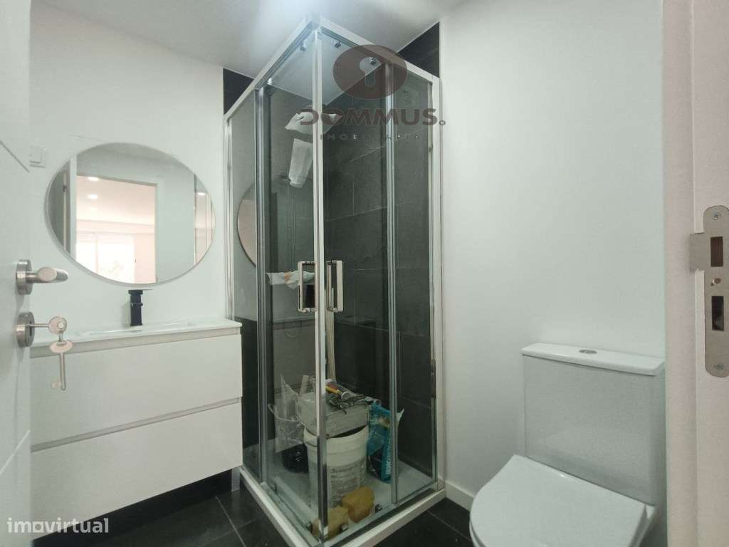 Apartamento T3 na Damaia totalmente Remodelado-9