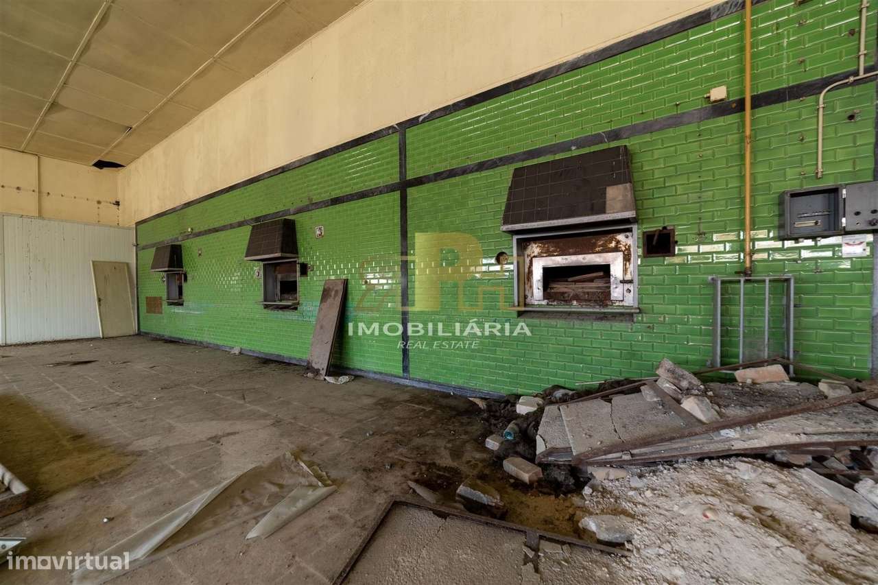 Armazém T6 Venda em Alcanhões,Santarém-21