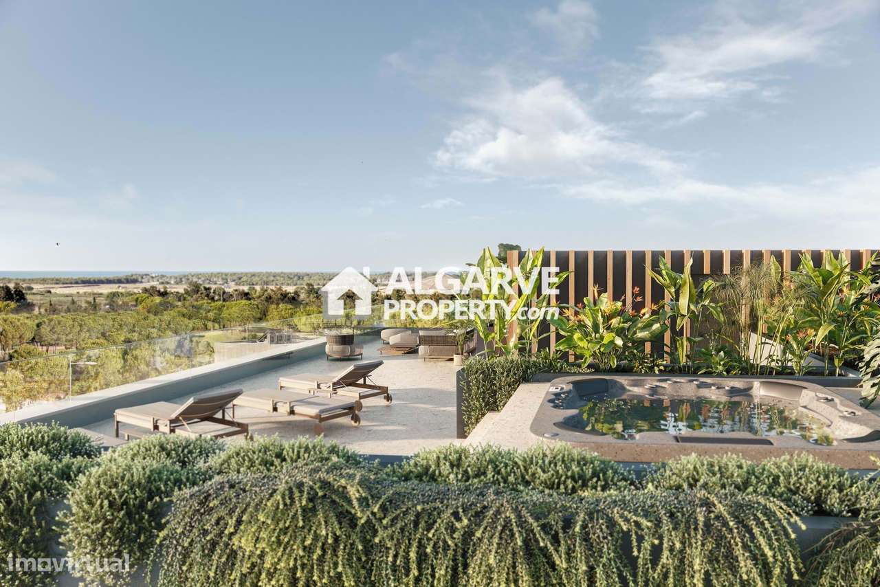 T3 no 2.º Andar com Rooftop Privado com Jacuzzi e Vista Mar - Grande imagem: 4/50