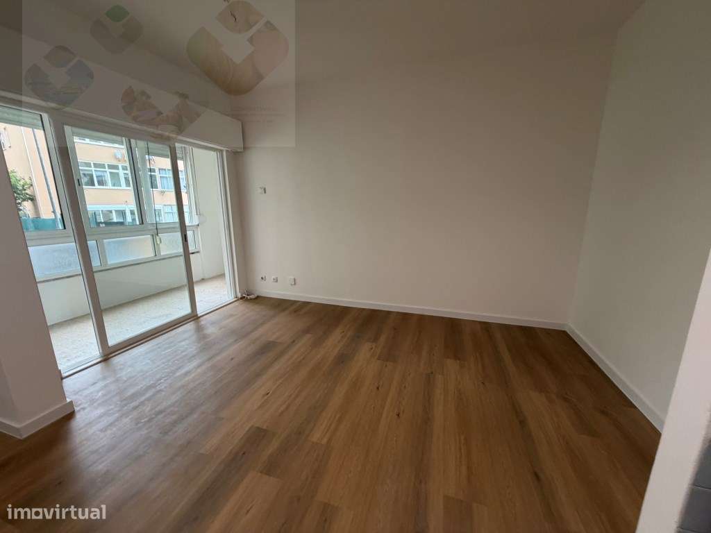 Apartamento T1 Venda Amadora-12