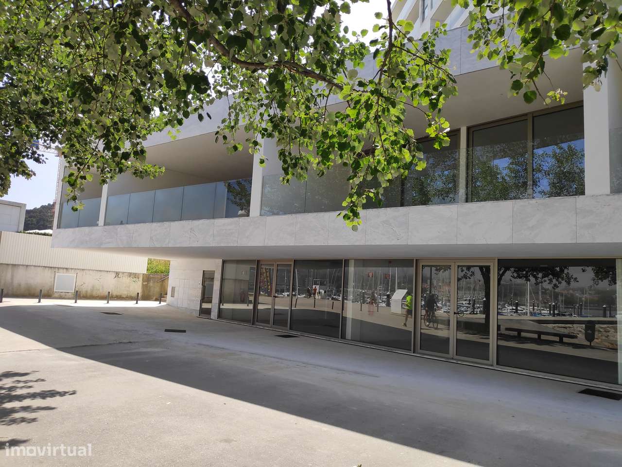 Apartamento T1 com garagem, vista rio, licença AL na Afurada - Grande imagem: 5/30