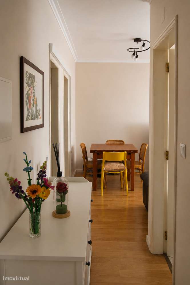 Apartamento T2 com terraço no Bairro de Santos ao Rêgo-14