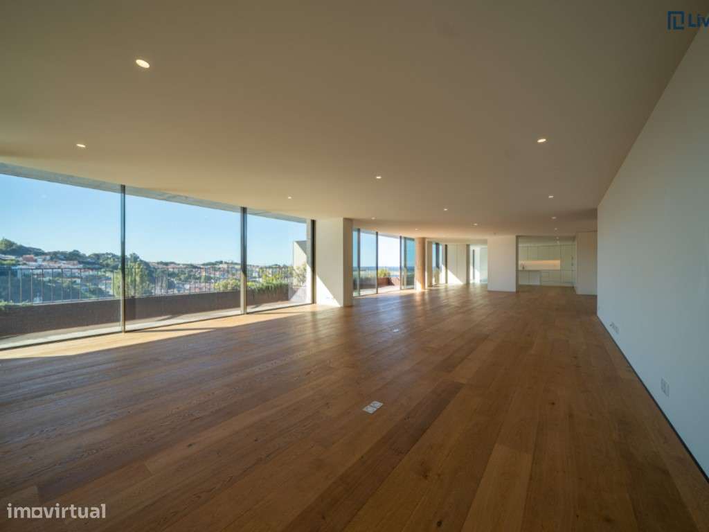 Espetacular T3 com 500m2 e vistas-2