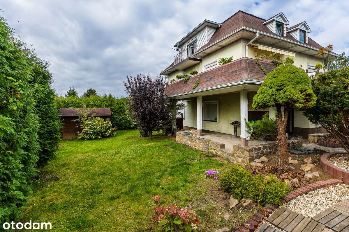 Dom wolnostojący z ogrodem i basenem w Mogilanach – 250 m²-3