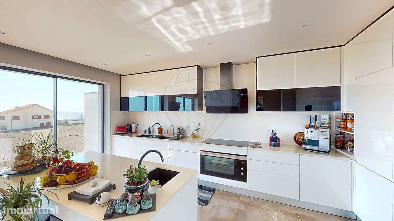 Moradia T4 para venda-17