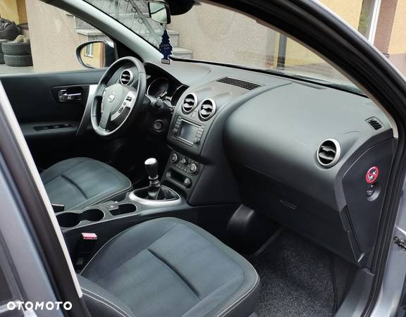 Nissan Qashqai 2.0 dCi Tekna Premium - 6