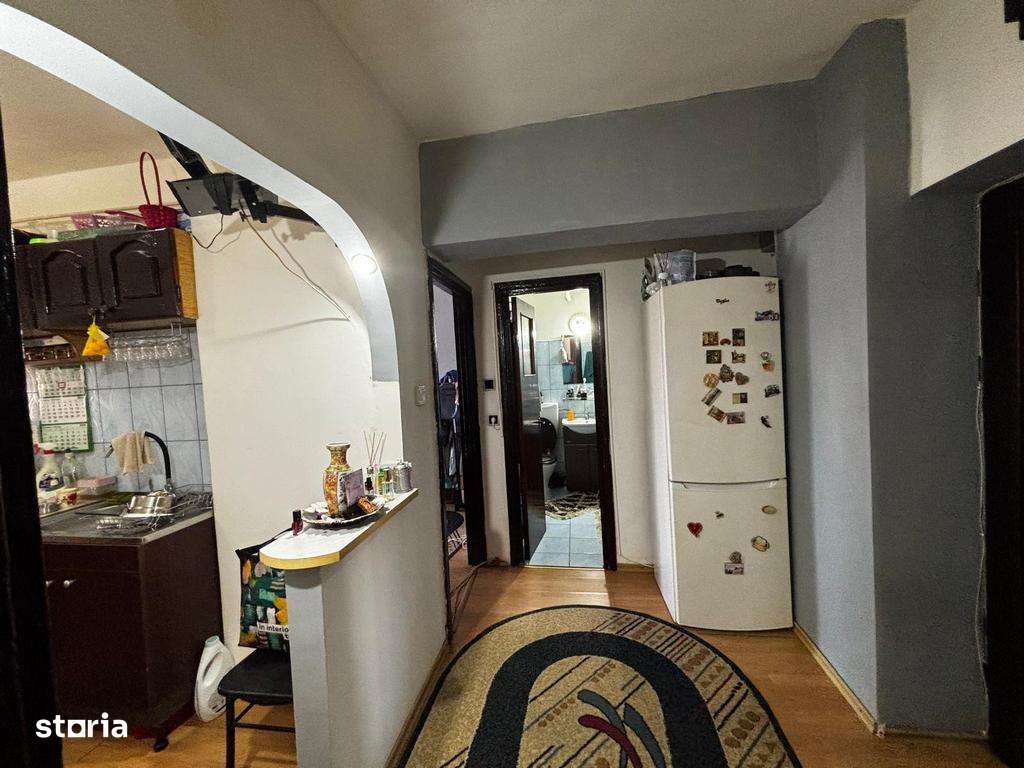 Apartament 2 camere Cartier Ostroveni zona Piata-11