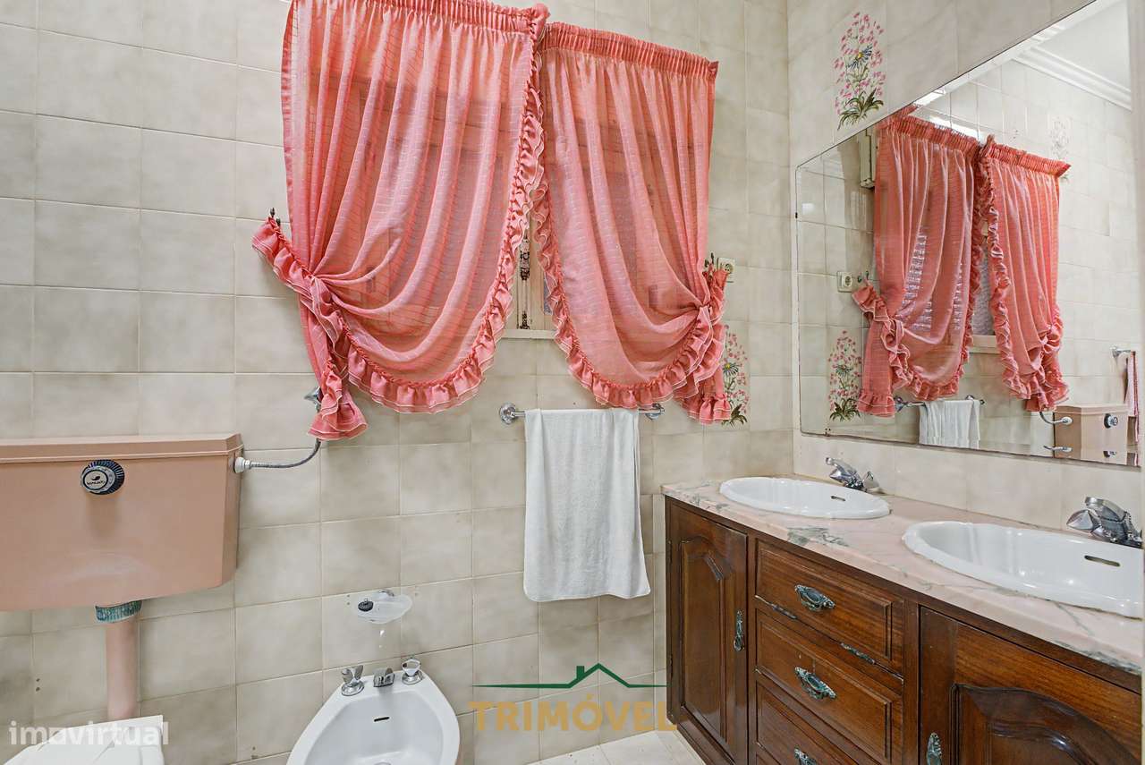 Moradia Independente T3 em São Roque-6