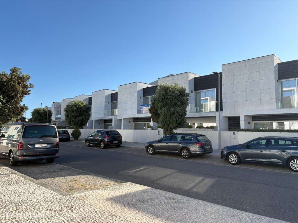 Moradia T3+1 de Luxo - Vista, Praia e Exclusividade junto ao Forte ... - Grande imagem: 4/25