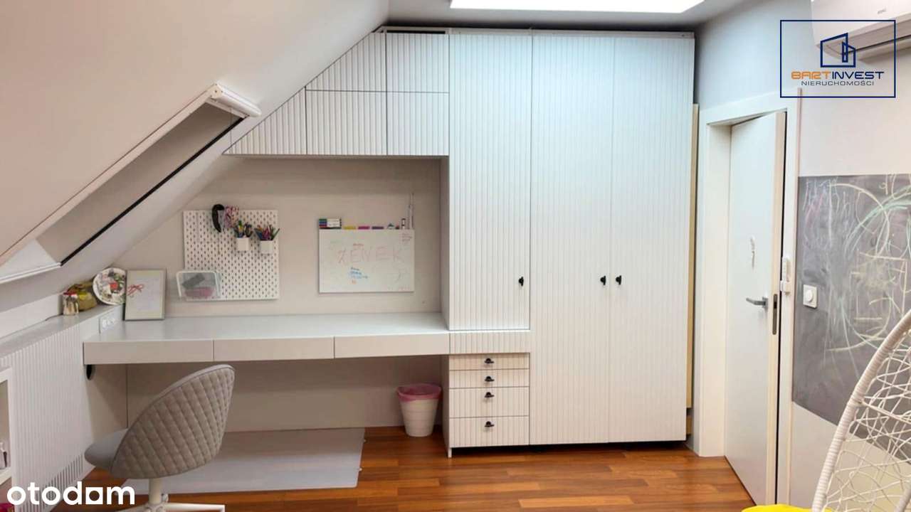 Komfortowy dom w świetnym miejscu-9