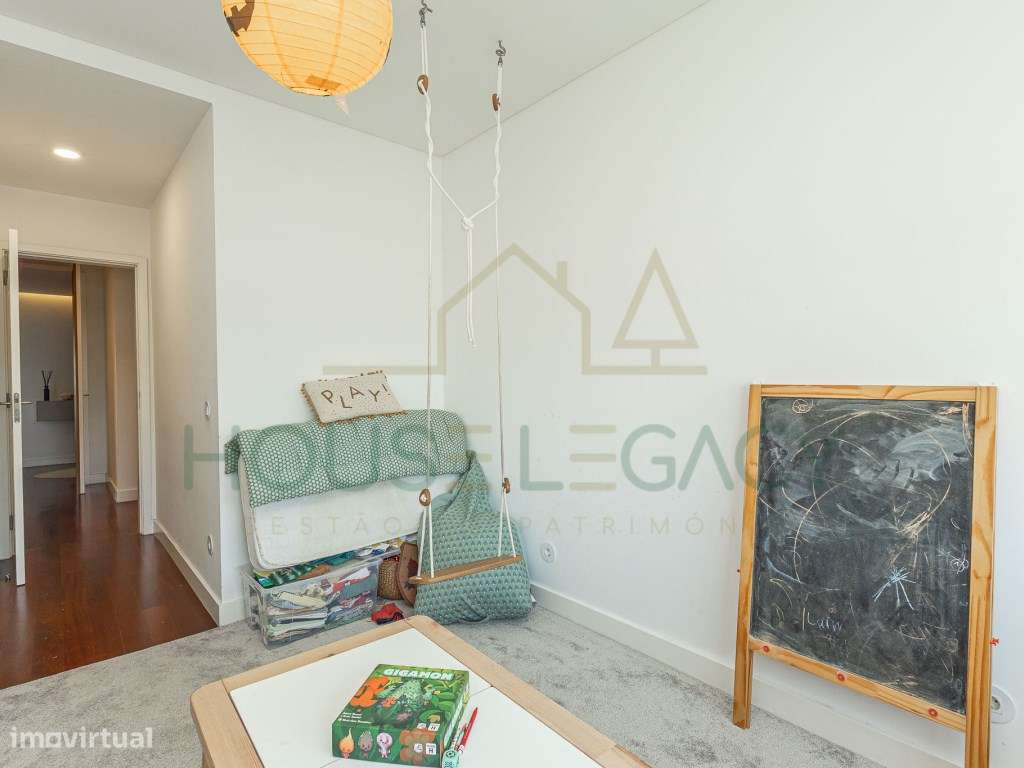 Apartamento T4 Luxuoso em Matosinhos-35