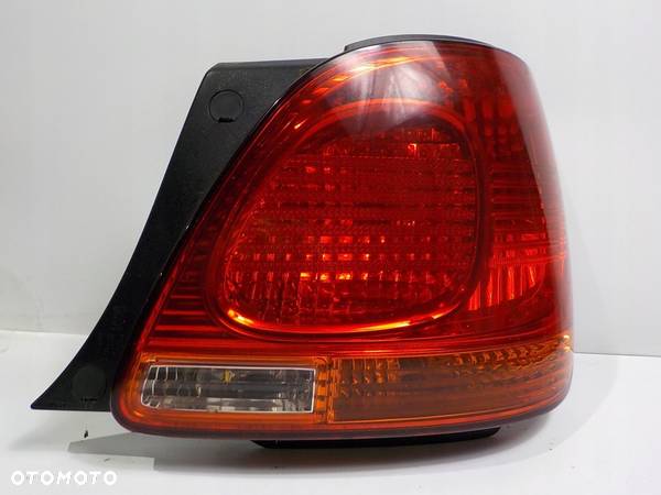 LEXUS GS 300 430 LAMPA PRAWA TYŁ TYLNA - 1