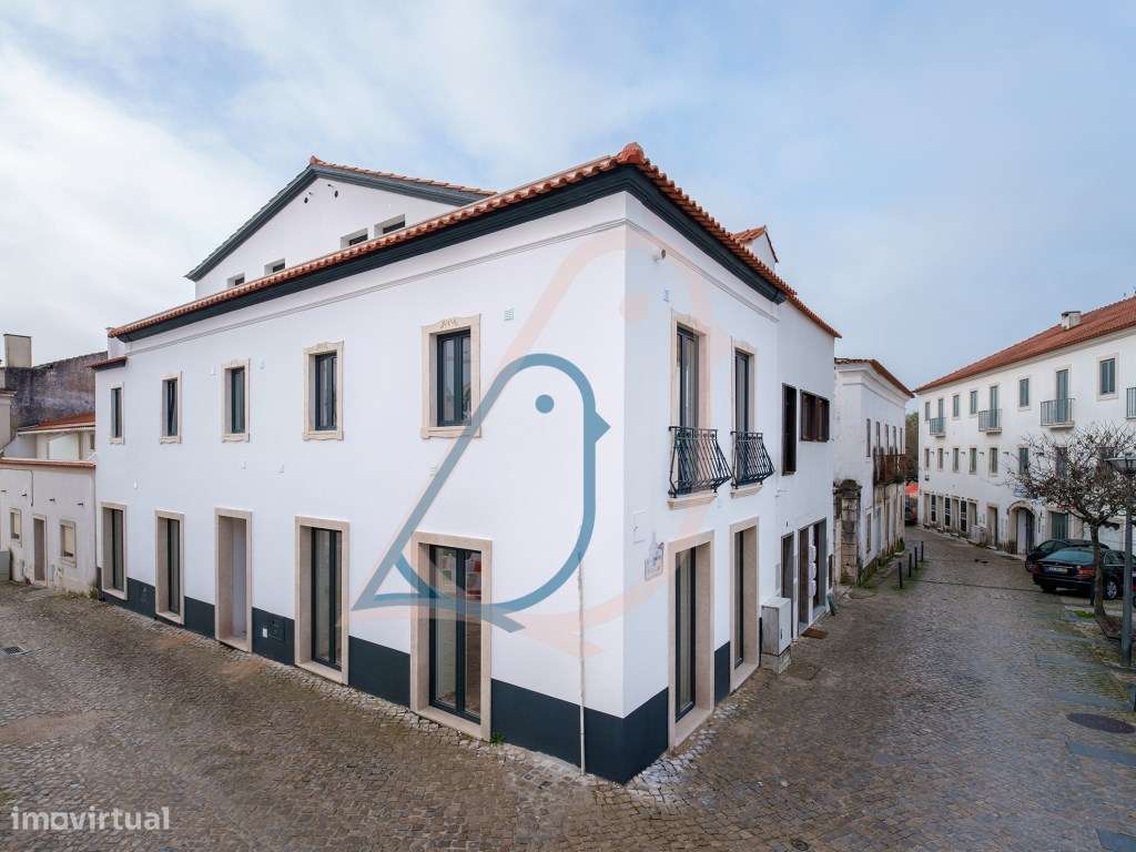 Moradia V2 Geminada no Centro da Cidade de Ourém - Grande imagem: 5/38