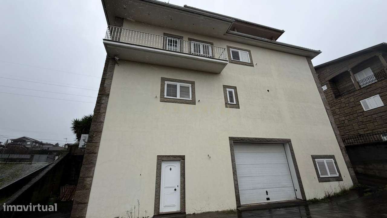 Moradia V4 Alpendorada, Várzea e Torrão – Marco de Canaveses-3