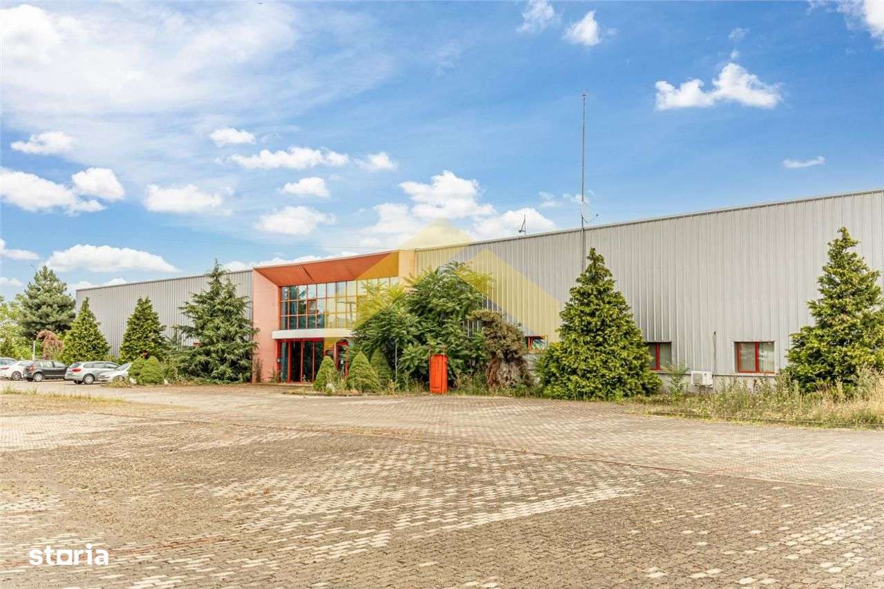 Hala de 8,560mp de vanzare in zona Micalaca - Imagine principală: 2/20