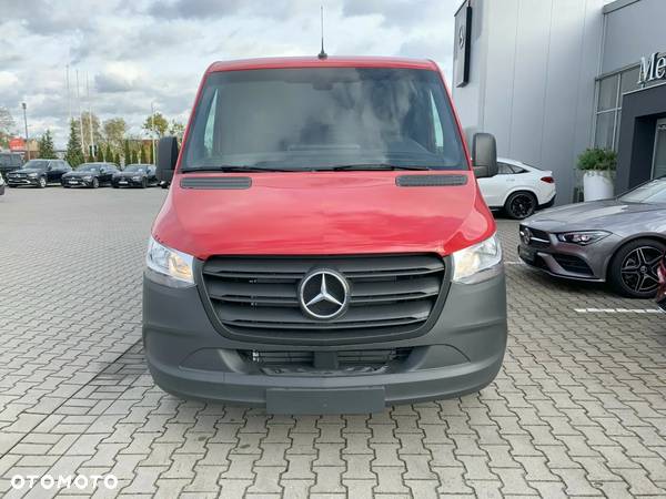 Mercedes-Benz Sprinter - 5