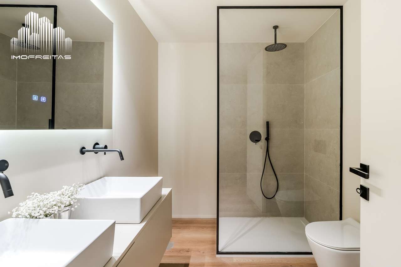 Fantástico T2 Novo no Centro de Vila verde com 2 Frentes! - Grande imagem: 3/28