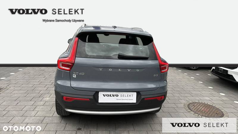 Volvo XC 40 - 5