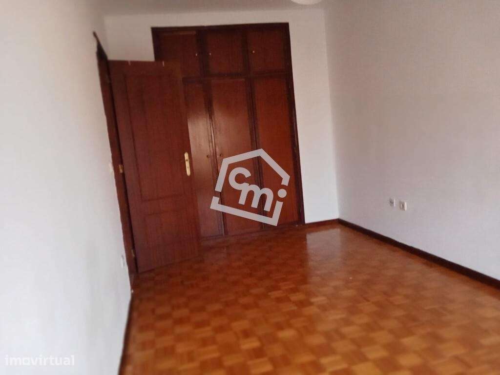 T0 com varanda | Rua Álvaro Castelões – Porto - Grande imagem: 4/8