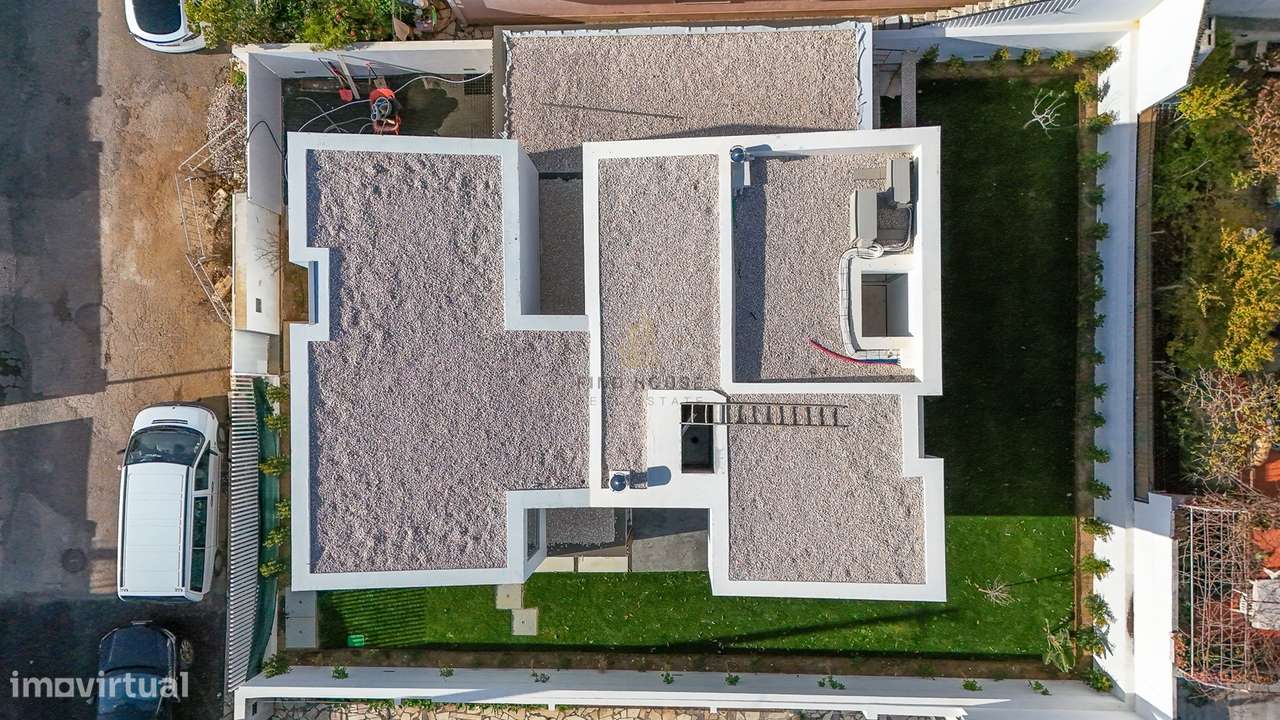 Moradia Isolada T4 com jardim e Garagem Box em Tires, São Domingos de - Grande imagem: 3/48