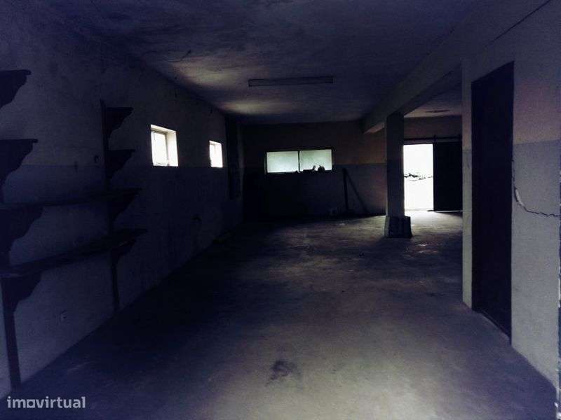 Armazém e garagem - Grande imagem: 4/6