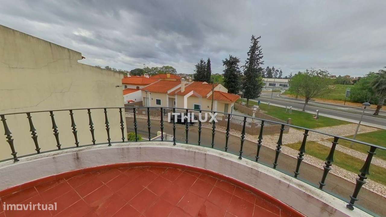 Moradia V5 com garagem localizado no Bairro Europa – Elvas - Portugal-38