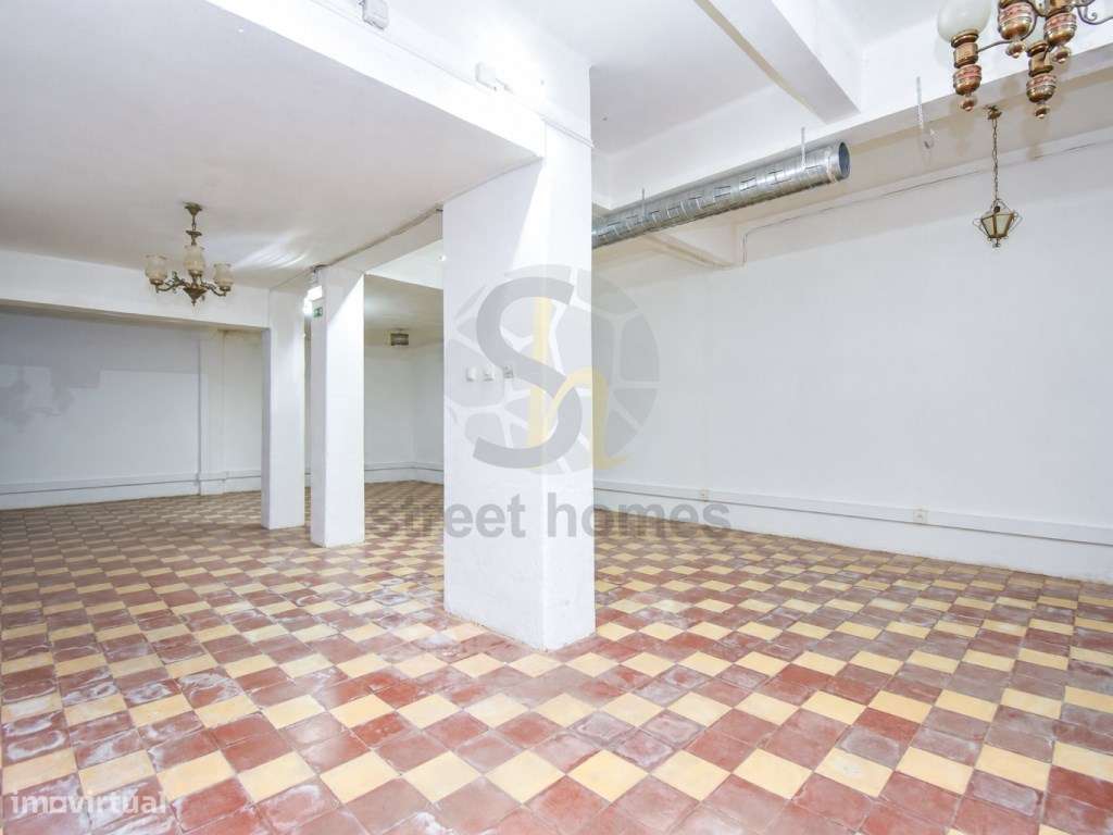 Loja no Centro de Algés junto ao Mercado de Algés-6