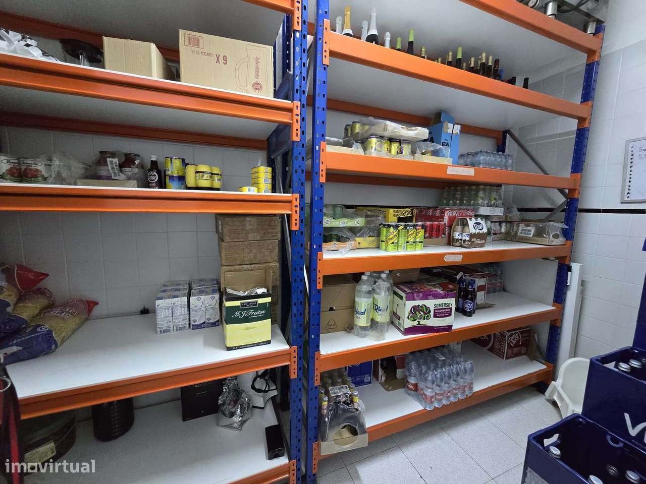 Trespasse – Restaurante com um magnifico faturamento, junto à Av. Colu-32