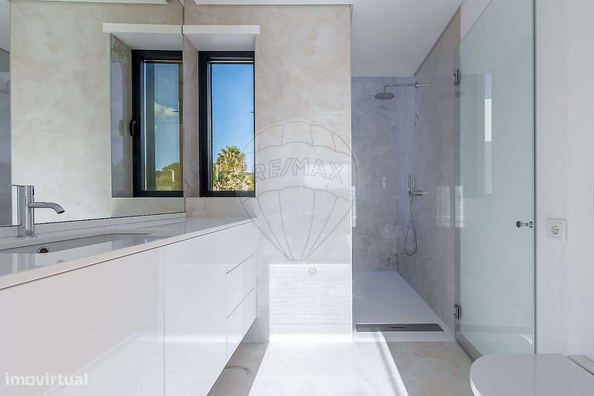 Moradia T5 para venda-31