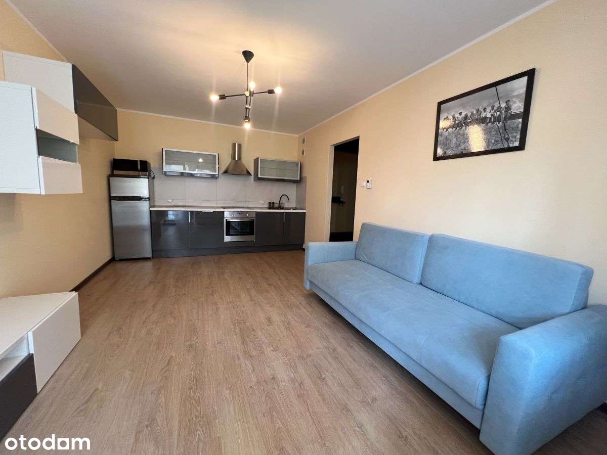 Ustawnakawalerka z balkonem, winda, miłe osiedle-1