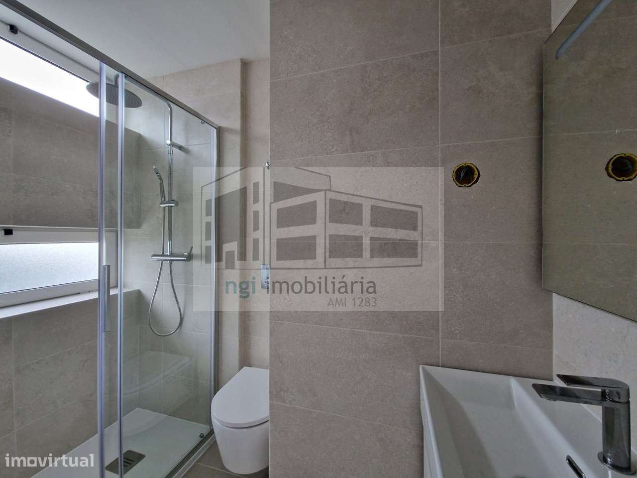 Apartamento T3 - Encarnação - Lisboa-14