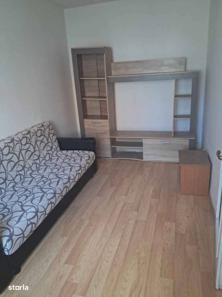 Apartament 2 camere,Zona Teatru,29 mp,parter,centrala termica,termopan