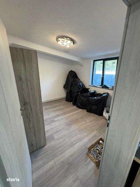 vand ap 30 mp utili+terasa 8 mp +1 parcare cu o camera in bloc nou - Imagine principală: 4/5