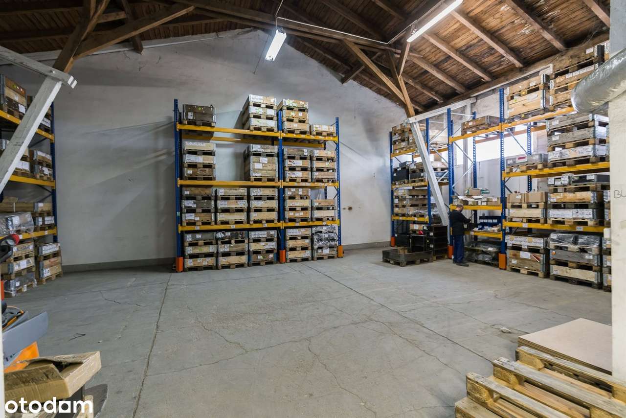 Obiekt produkcyjno - magazynowy z zapleczem.-13