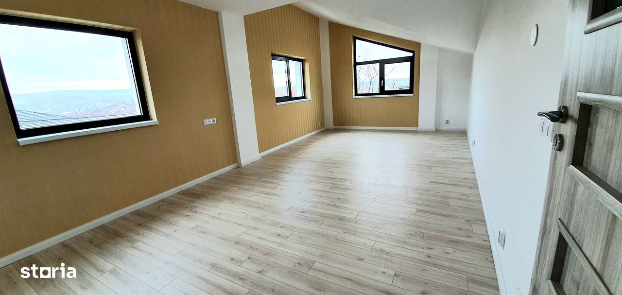 Casa / Vila - D+P+E - 320 mp , 800 mp teren - Bucium-6