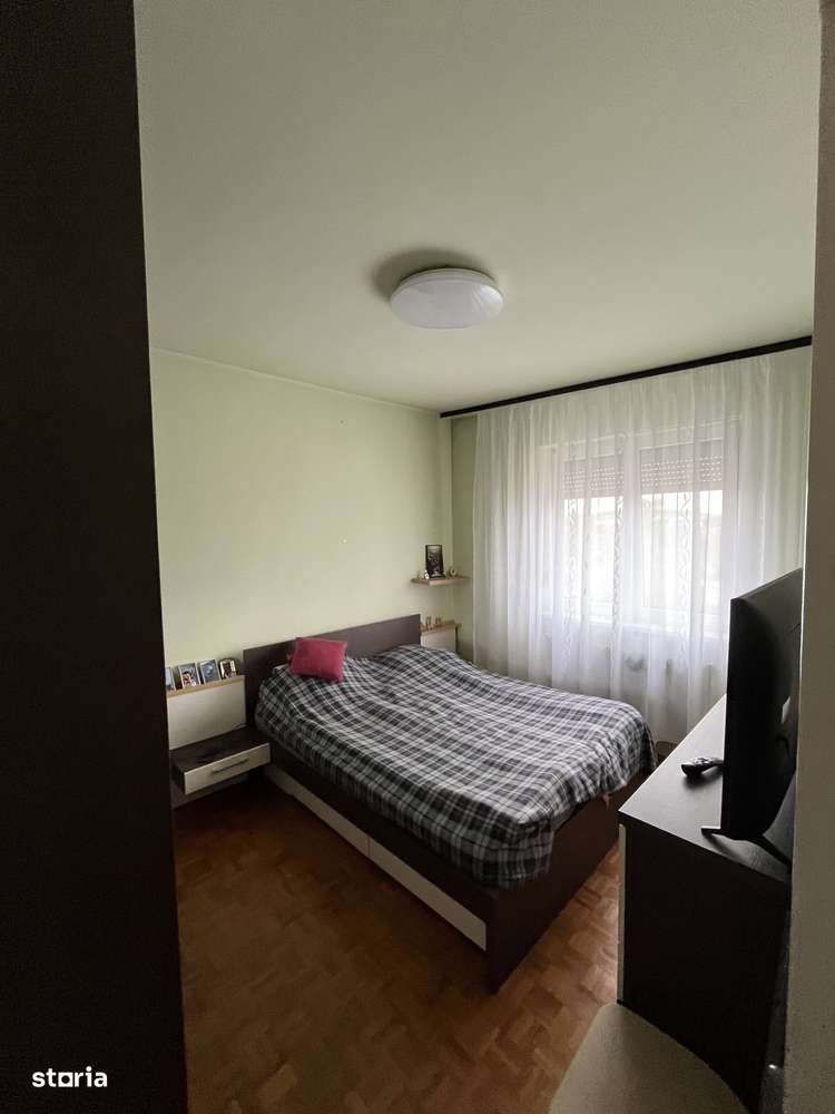 Apartament de vânzare-3