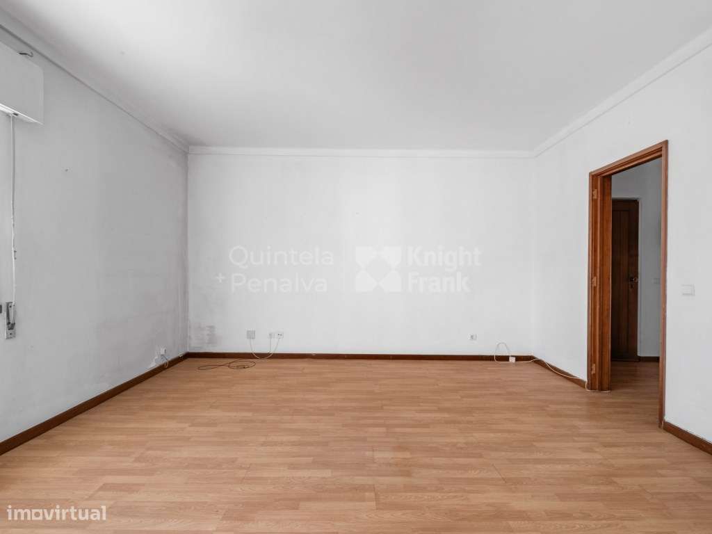 Apartamento T1 com garagem para venda em Cascais - Grande imagem: 5/24