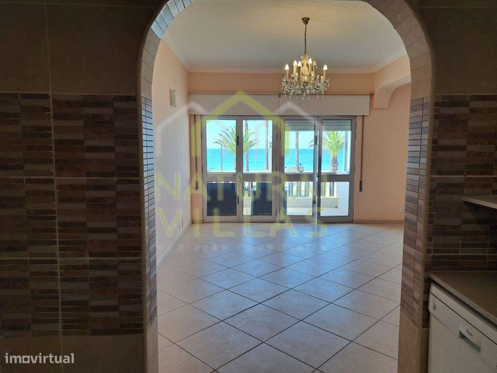 Apartamento T2 Frente Mar em Quarteira - Grande imagem: 3/15