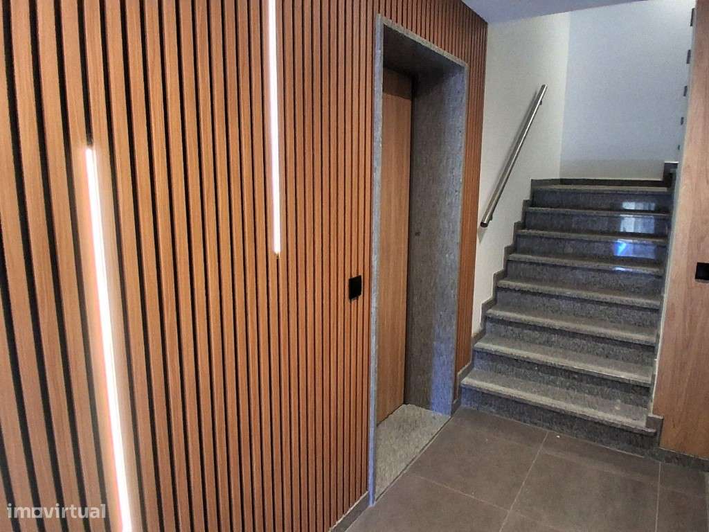 Magnífico Apartamento T2 com terraço privado a 2 passos da praia da...-28