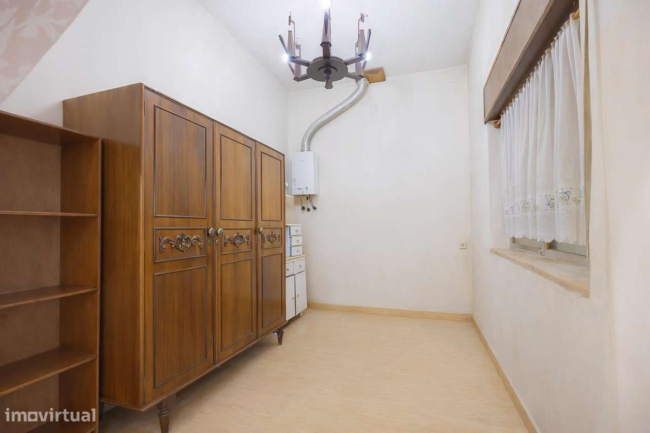 Moradia T8 na Póvoa do Varzim | Oportunidade de Investimento com...-8