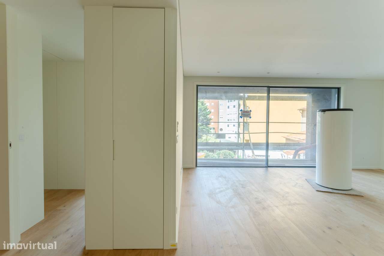 Apartamento T2 fim de construção Avenida Edgar Cardoso Vila Nova Gaia-1